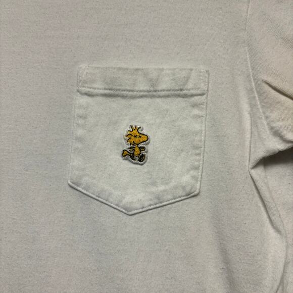 KAWS x Peanuts Woodstock Shirt Uniqlo Pocket Patch Skater Basic Snoopy Kidcore - Picture 9 of 13